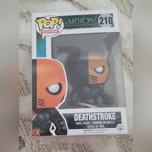 Funko Pop! Television Deathstroke Vinyl Figure - Orange and Black